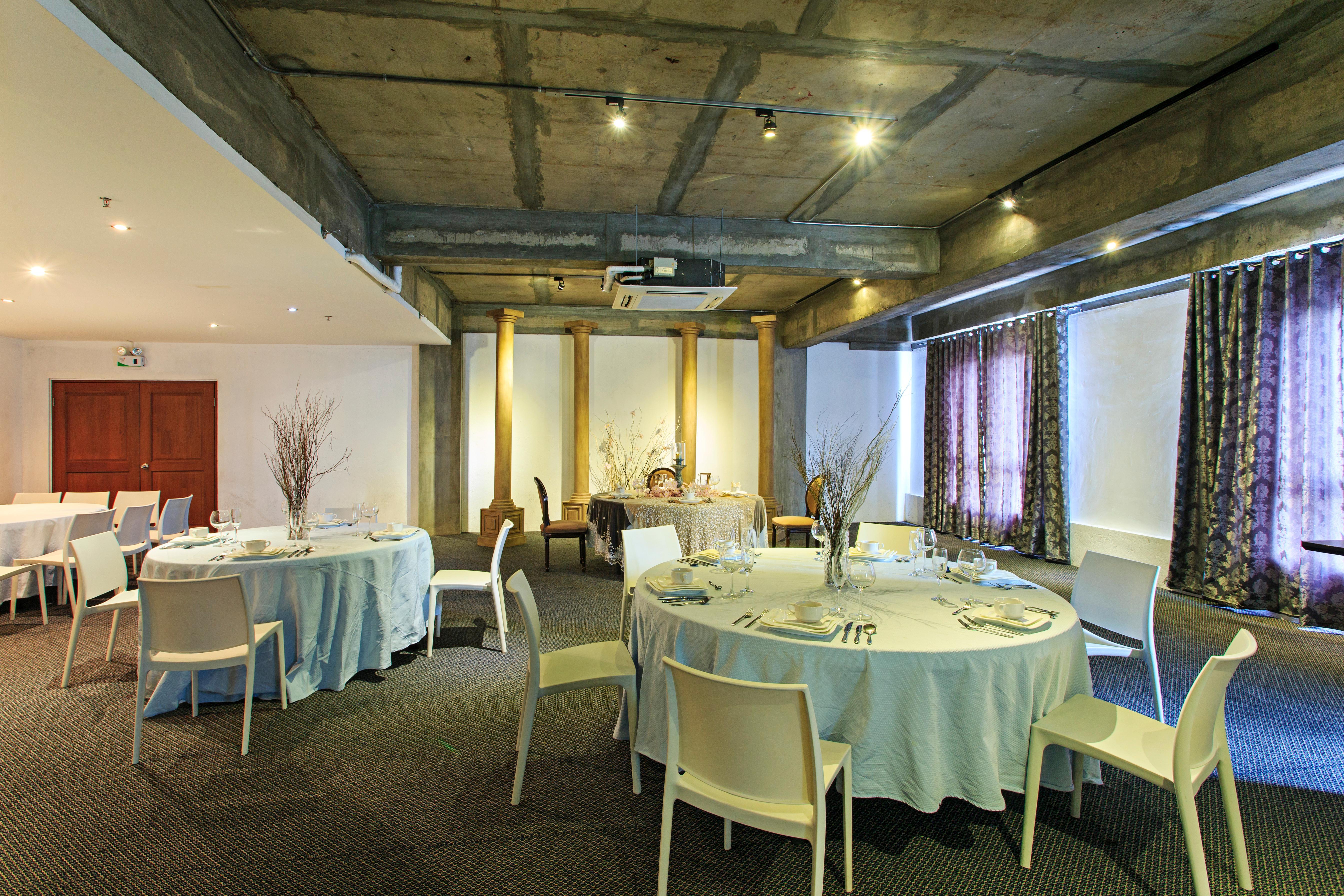 The Henry Hotel Cebu Extérieur photo