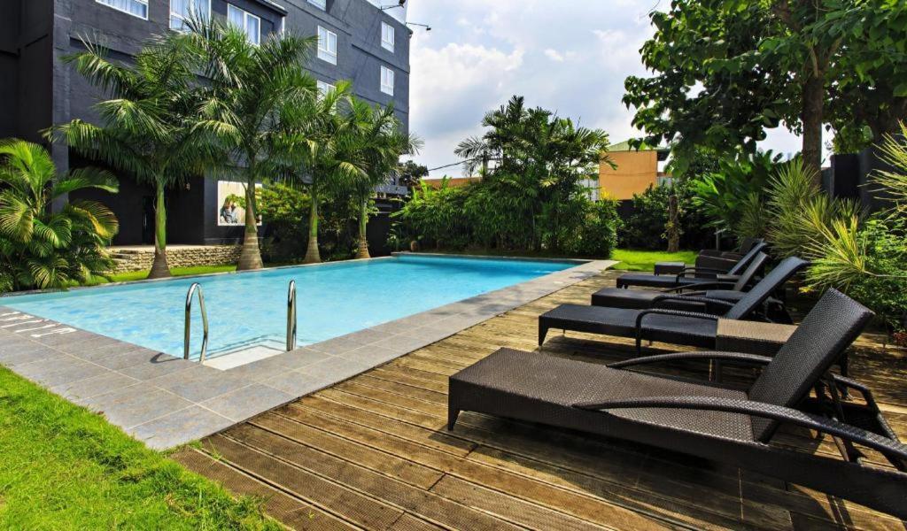 The Henry Hotel Cebu Extérieur photo