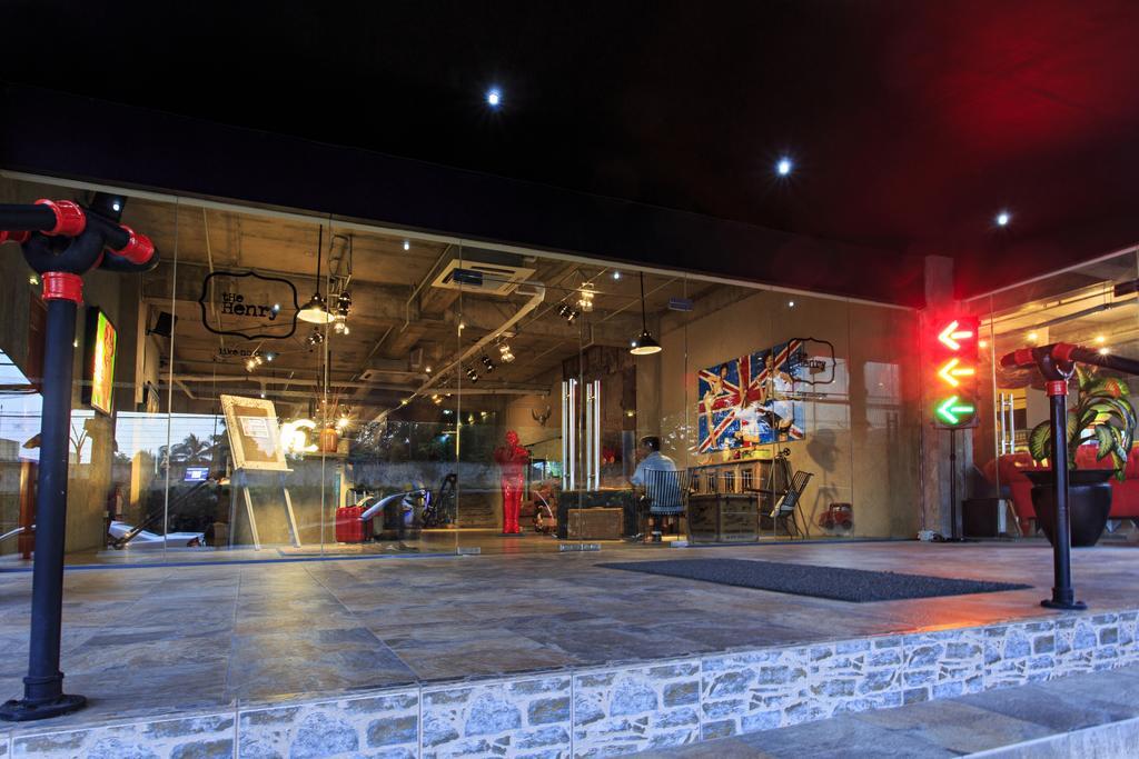 The Henry Hotel Cebu Extérieur photo