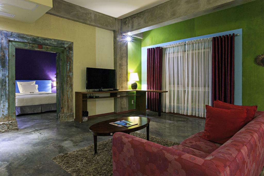 The Henry Hotel Cebu Extérieur photo